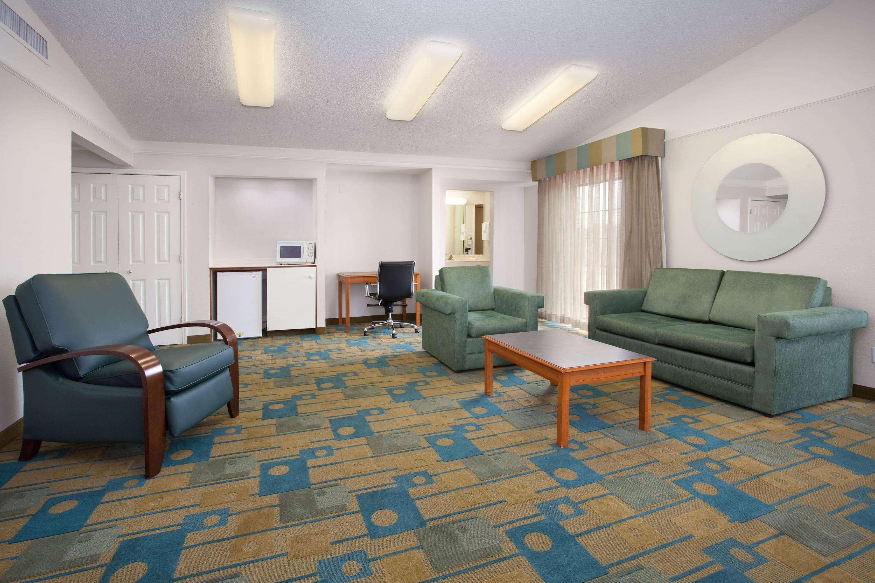 La Quinta Inn By Wyndham Denver Central Екстер'єр фото